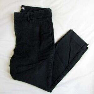 Old Navy Pixie High-Rise Chino Crop Pants Black Tapered Women's Size 6 Petite